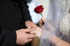 Keep your wedding budget on track