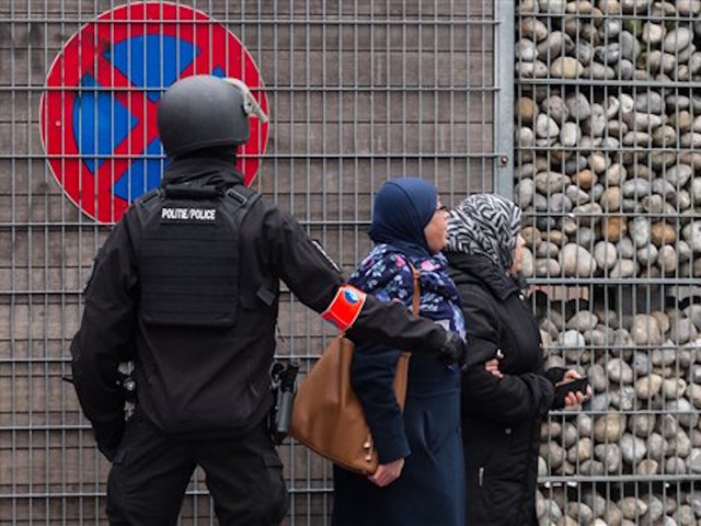 Brussels attacks: Scores remain critical after bombings