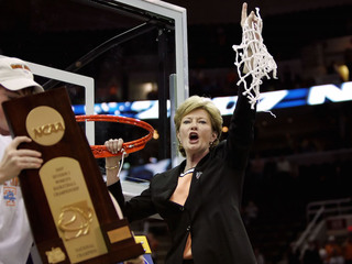 Pat Summitt's legendary career, in photos