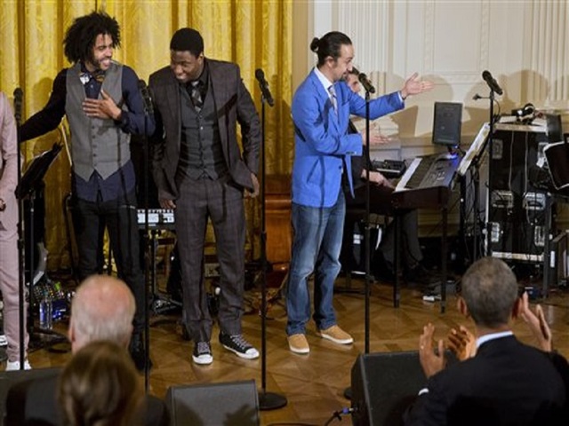 Cast of 'Hamilton' gets scrappy at White House