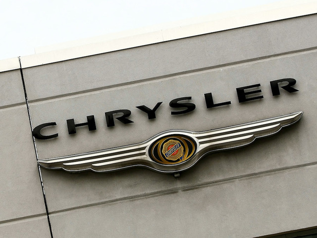 Fiat Chrysler recalls nearly 5 million vehicles, says they can get stuck in cruise control