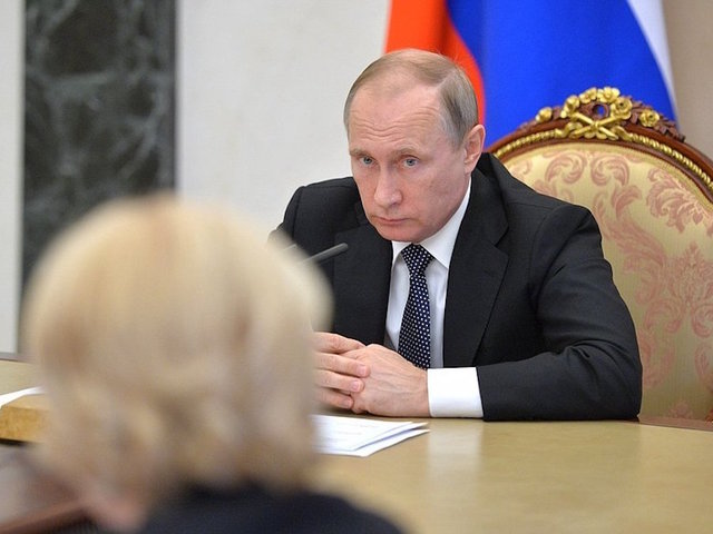 Putin touts new 'invincible' missile capable of piercing US defenses