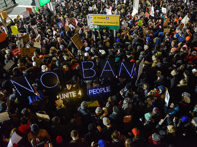 Travel ban prolongs Somali refugee family's separation