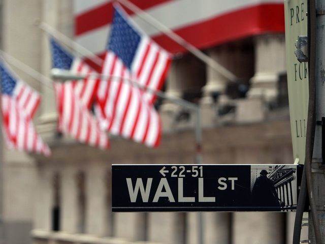 USA stocks close with solid gains after volatile session, Dow up 2.3%