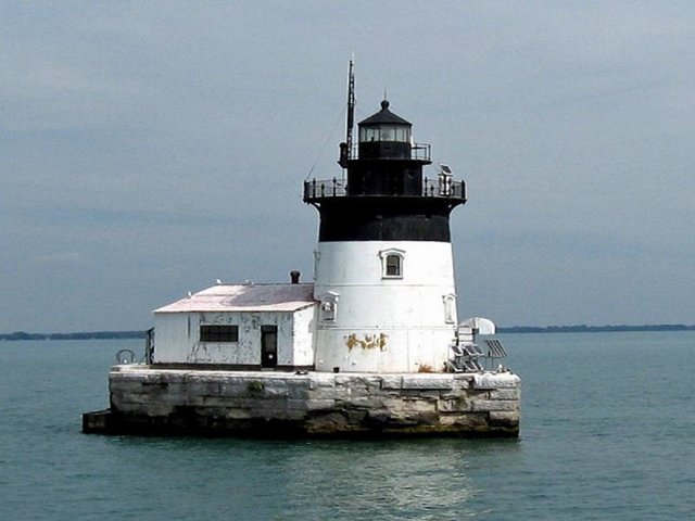 For $15,000, a former lighthouse can be yours
