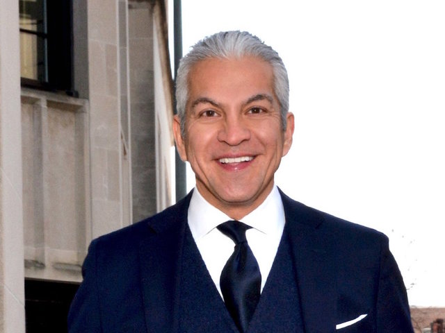 Hispanic business leader quits WH council after Trump DACA decision