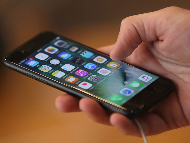 Health departments urge residents to answer the phone; may be about coronavirus tracing