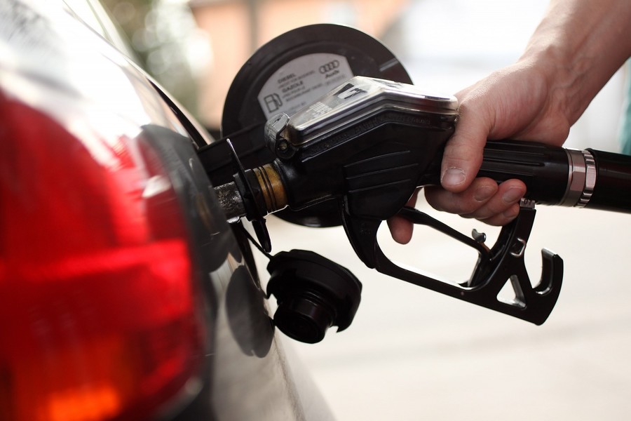 AAA Michigan: Gas prices fall 15 cents in 10 days - WXYZ.com